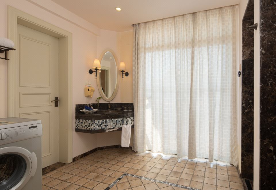 佩夏豪华温泉大床套房【地中海风情+欧式浪漫+私人泡池】