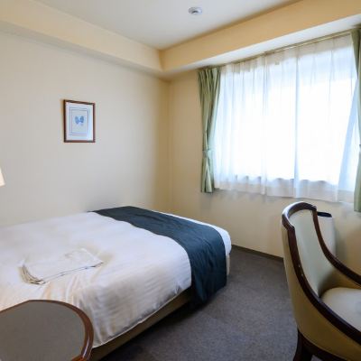 スタンダードダブルルーム1(マウンテンビュー) ホテル グリーン パーク津 クーポン