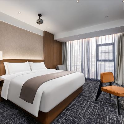 宜致智能按摩影視大床房（智能按摩床墊+高清投影） 宜致酒店（廣州珠江新城崗頂地鐵站店）優惠