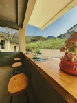 Tingshan Jiaoxia · Homestay: A Designer Riverside Mountain-View Retrea