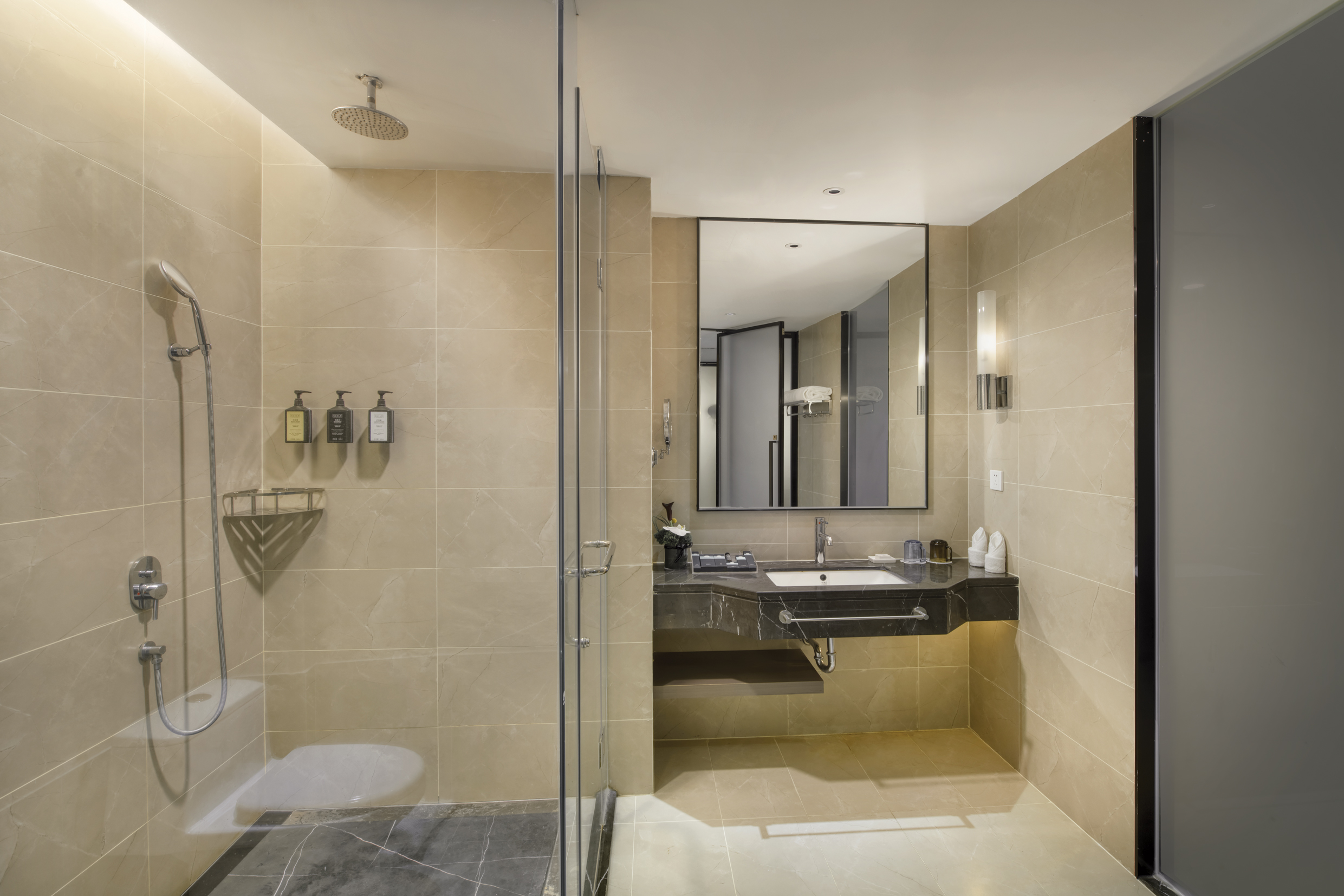 城市景观高级大床房（附楼）