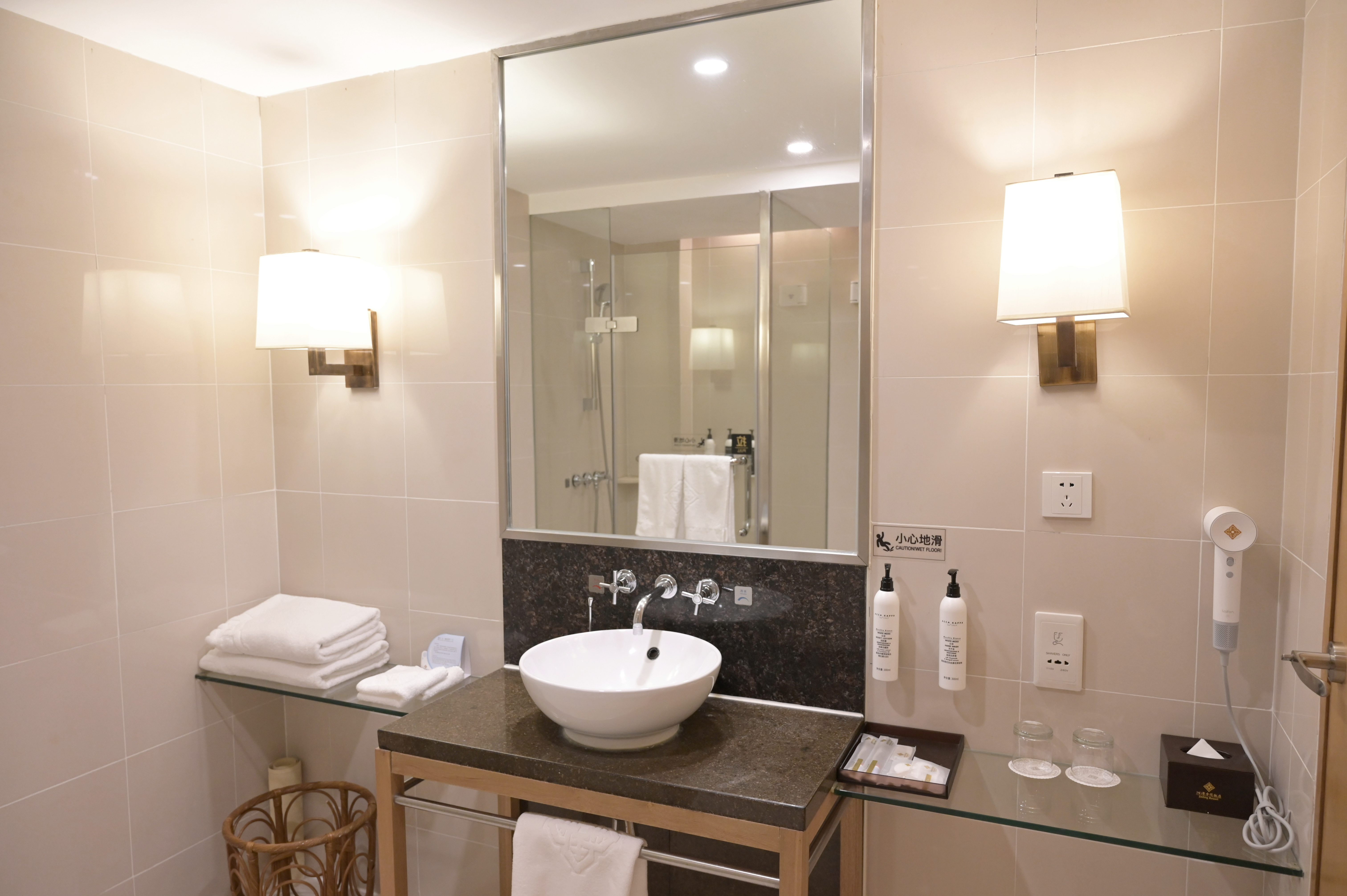 榻榻米主题双床房