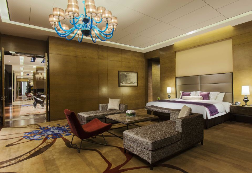 Crowne Plaza Tianjin MeijiangnanEmbassy Suite