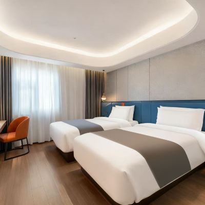 和頤高級雙床房（65寸投屏電視+記憶床墊） 和頤飯店（瀋陽故宮中街地鐵站店）優惠