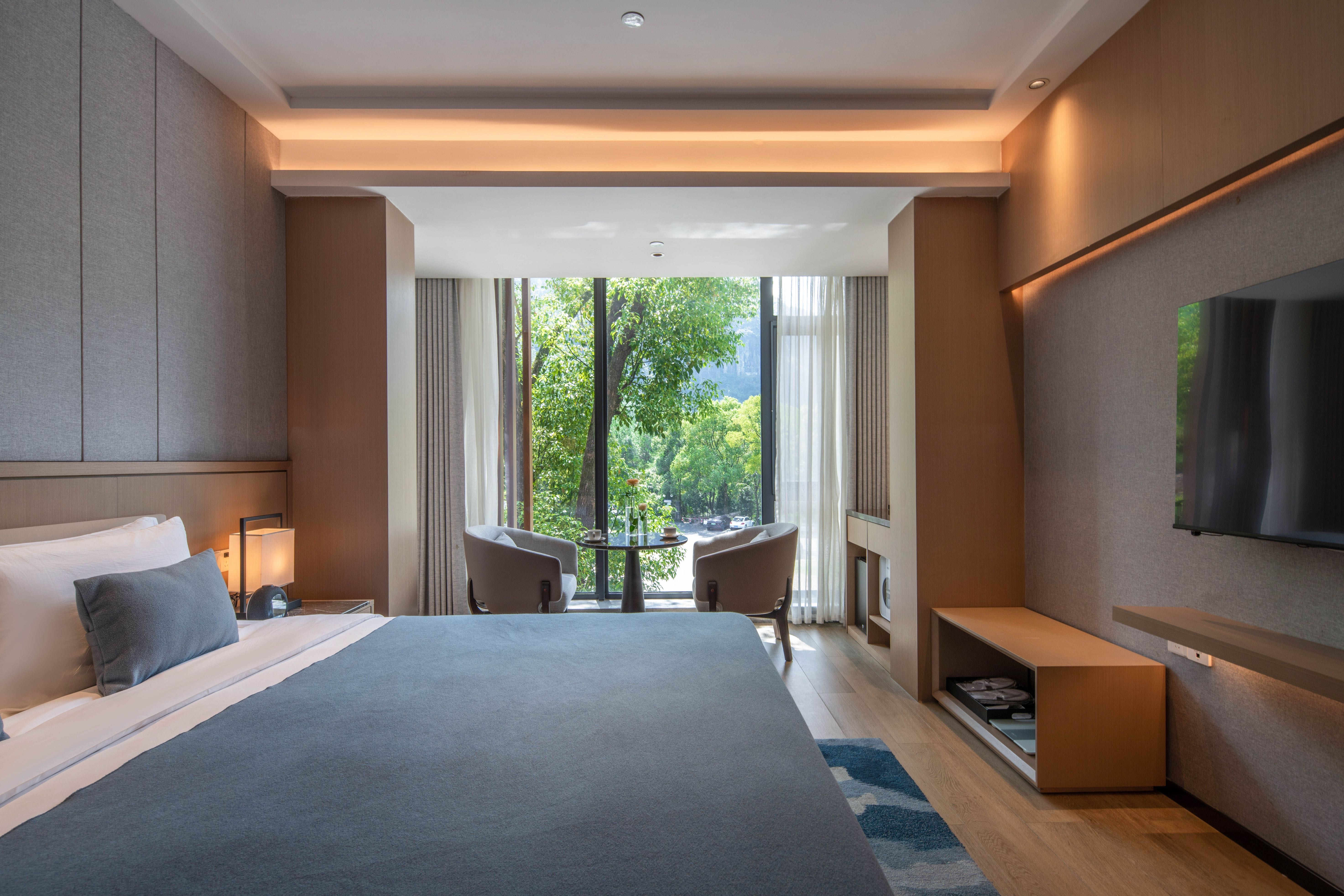 Shenxianju Narada Resort & Spa山景大床房