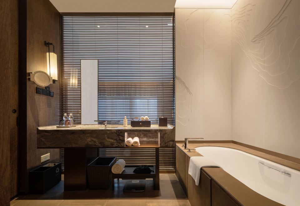 JW Marriott Hotel QufuDeluxe Queen Room