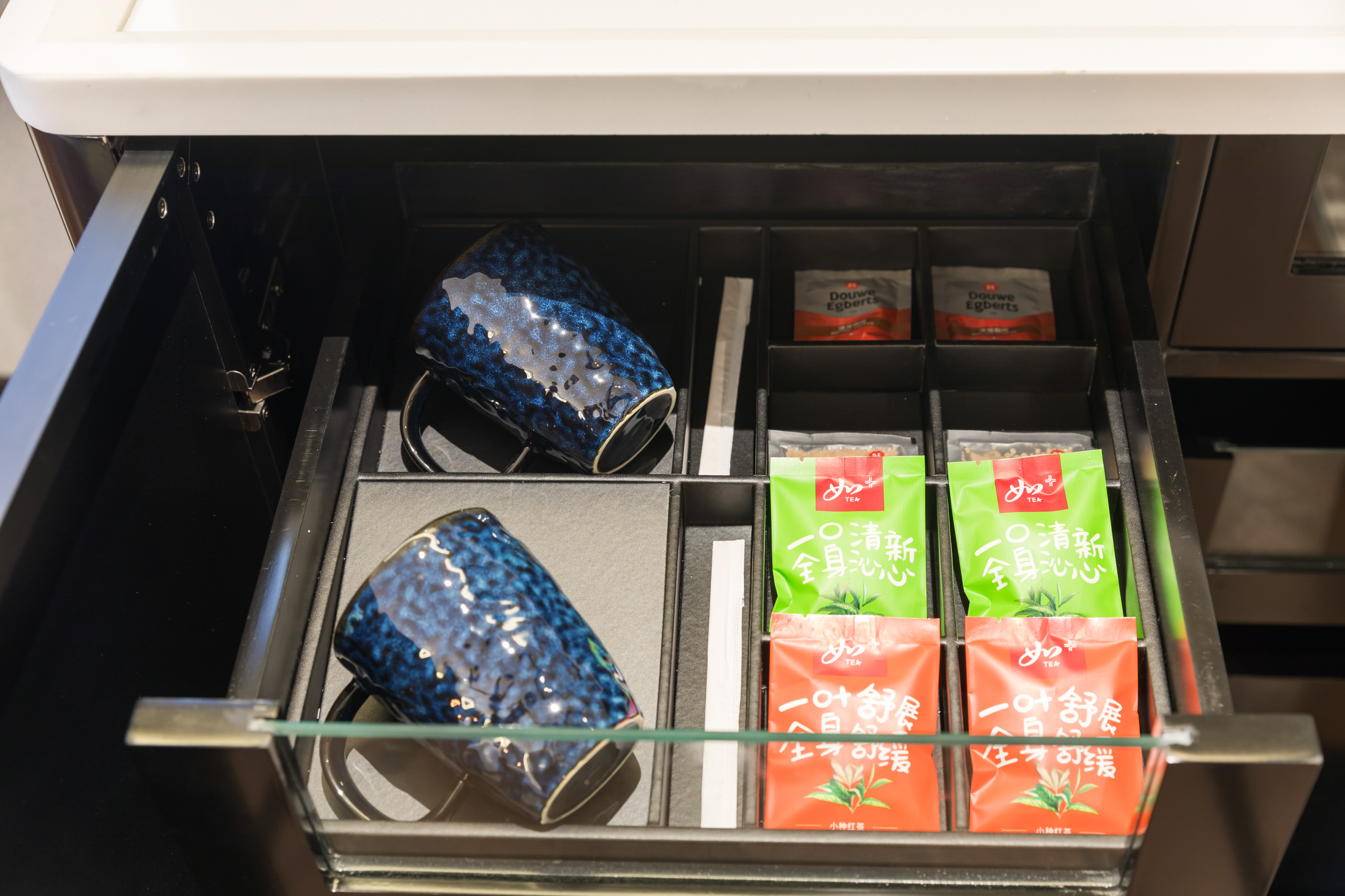 萃雅商务大床房（全屋智能小度+乾湿分离+冰箱+电视投屏+柔软浴袍）