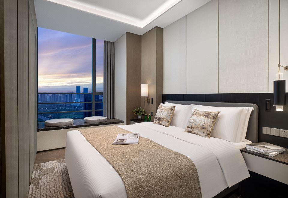 兩房豪華大床套房（獨立客廳+洗烘一體機+開放式廚房）