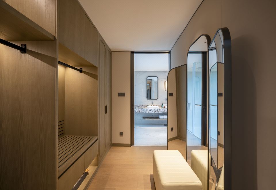 Club Med Urban Oasis Xianlin Nanjing ResortDeluxe Suite-Balcony