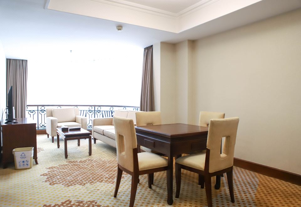 Hangzhou West Lake Zhongwei Xiangyi HotelDeluxe Suite