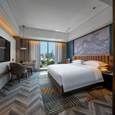 豪華大床房-零壓床墊 美豪雅緻飯店（廣州琶洲會展中心店）優惠