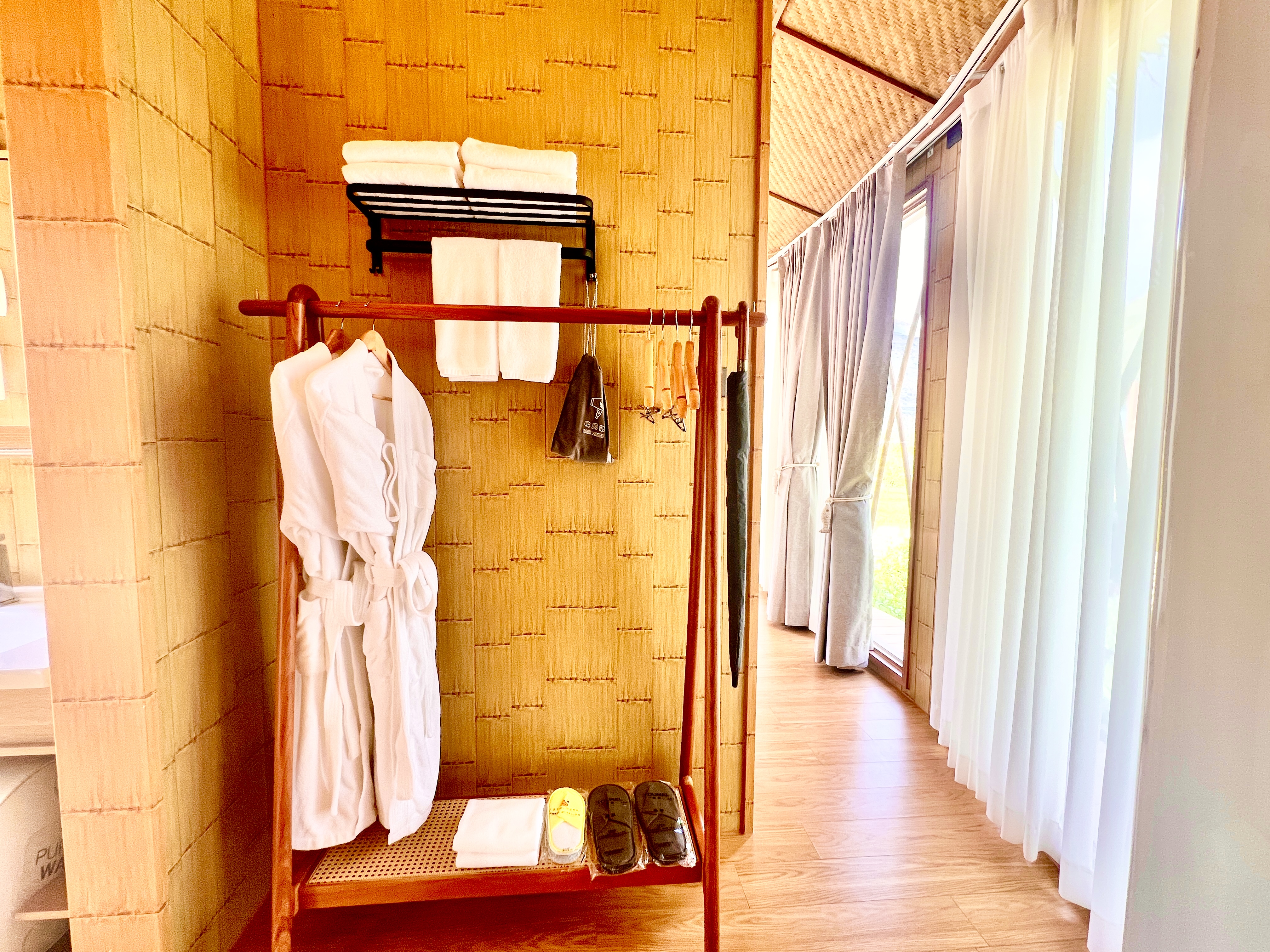 茶之屋大床房+高清投影+茶具+智能系统