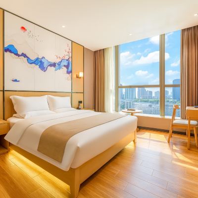 雅享·清逸大床房丨觀景大窗丨深睡眠枕 嘉蔭雅居（廈門SM城市廣場台灣街店）優惠