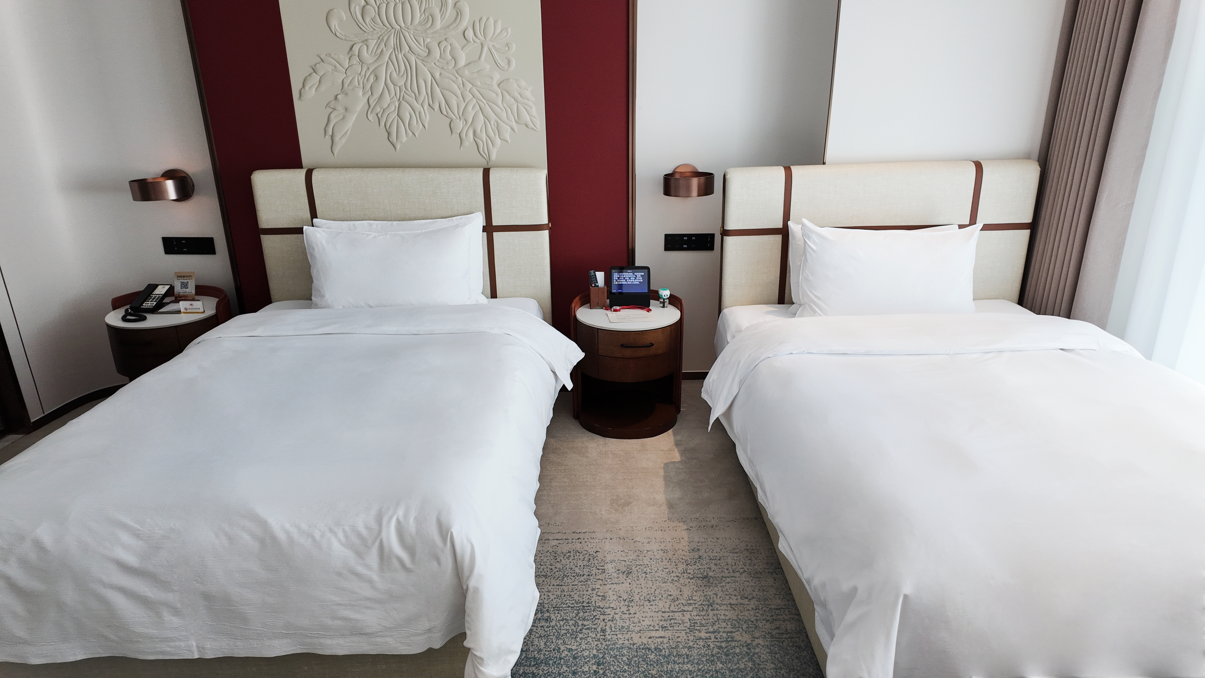 智能语音双床房（全屋智能+金可儿床垫）