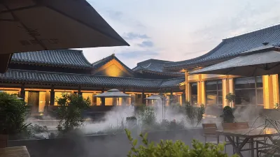 LONGMENSHOUYANHOTELS Hotels in 