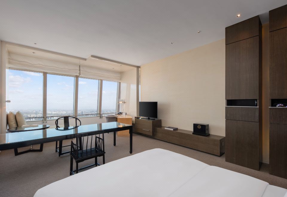 Park Hyatt Shanghai1 King Bed Deluxe City View
