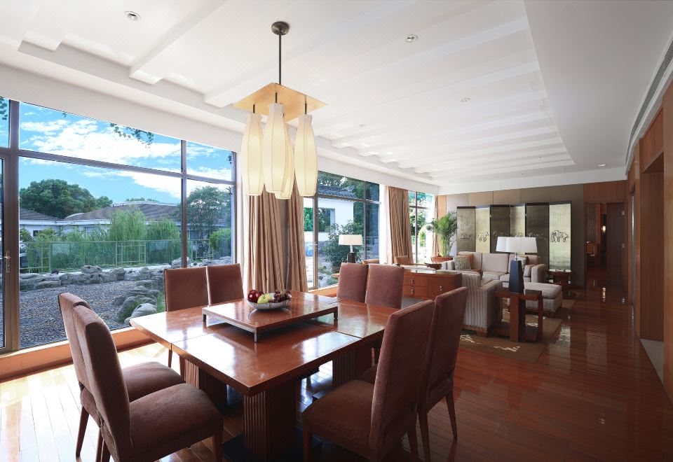 Jinling ResortPremier Suite