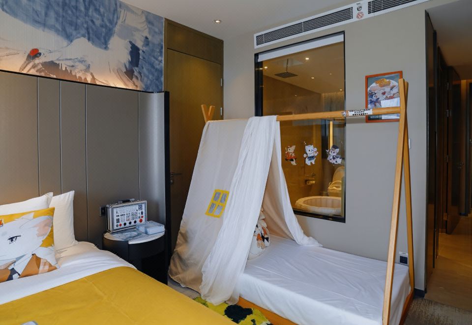 迈克狐剧情荷里活房