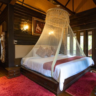 Mountain Suite Villa King Bed