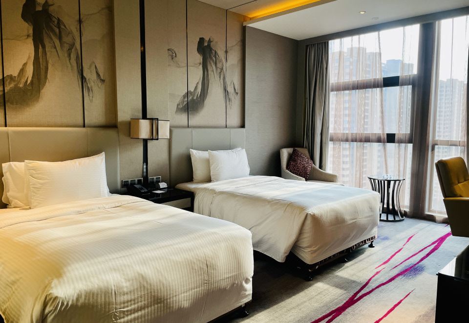 豪華雙床房（超大浴缸+高端品牌床墊）