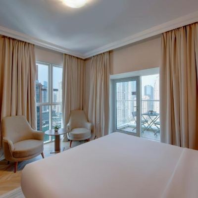 Premium Two Bed Room Apartment With Marina View & Balcony