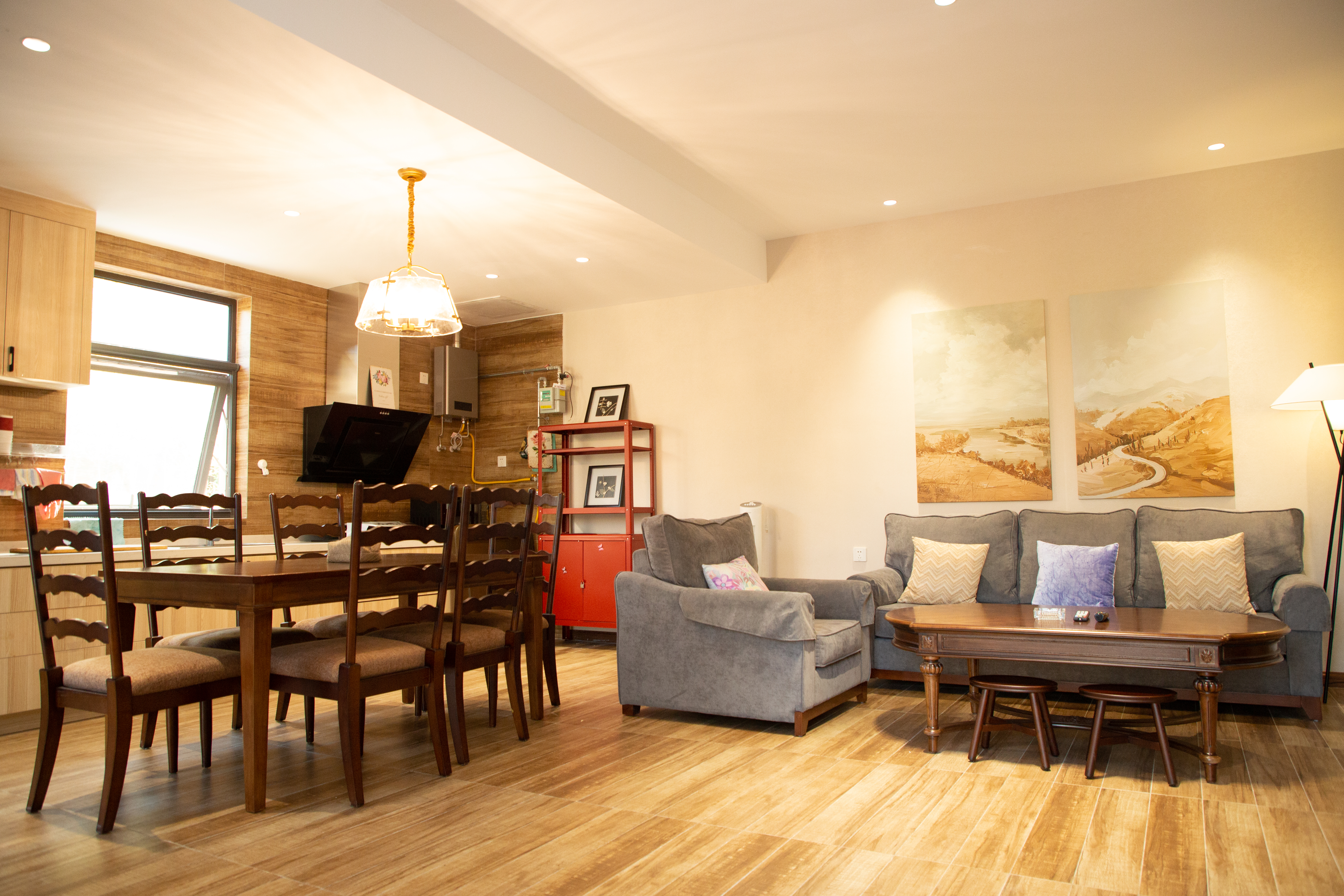 聆河私汤两居套房