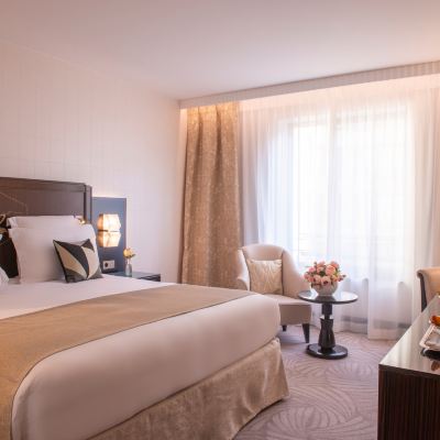 Deluxe King with Garden View Hotel du Collectionneur Promo Code