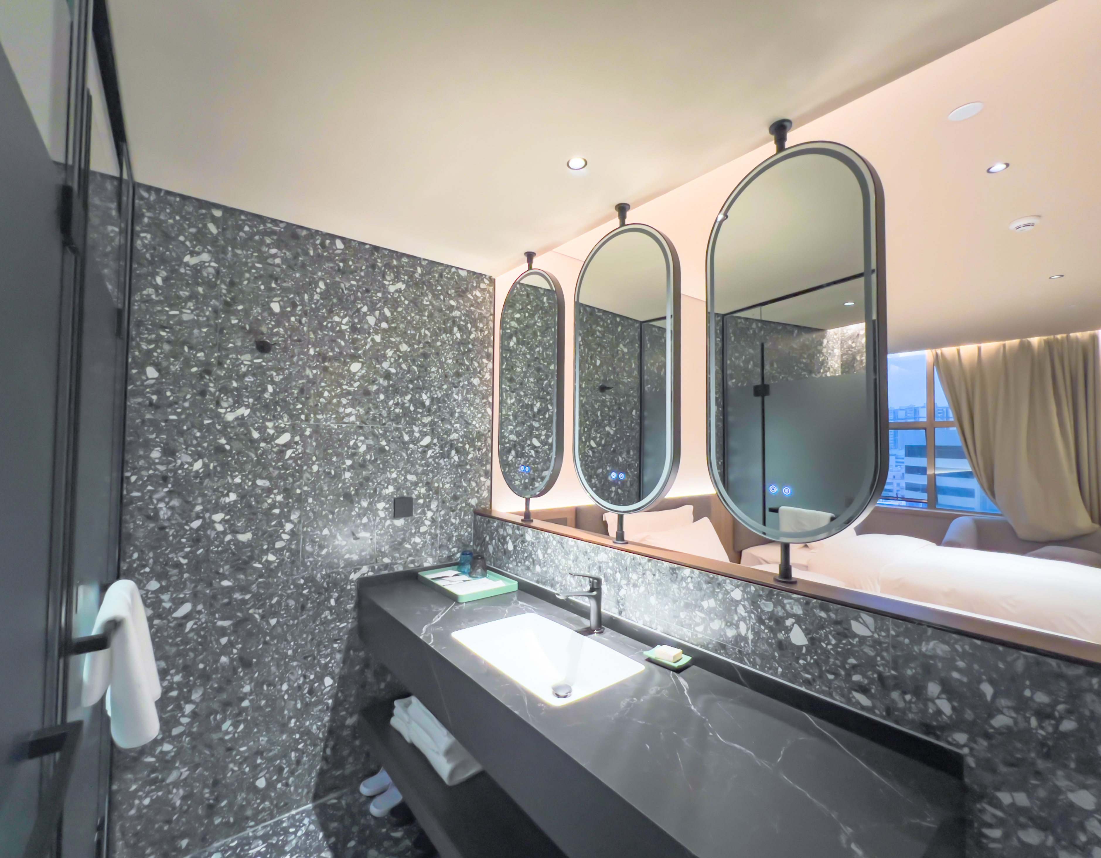 豪华双床房（安静/舒适/逸梦+零压舒眠床垫）