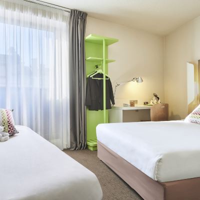 新一代雙人床和單人床房 鐘樓里昂中央貝爾奇羅納酒店優惠