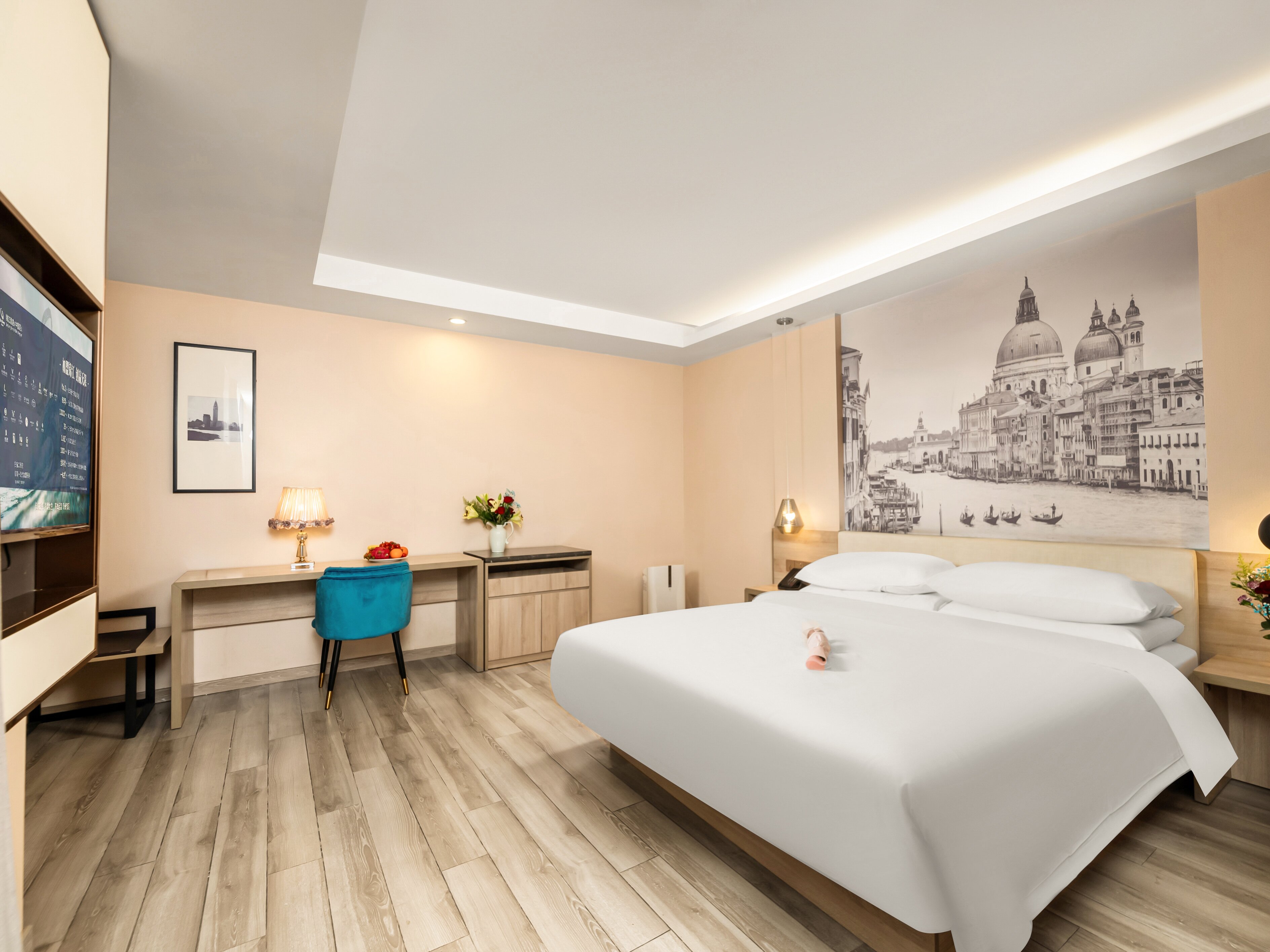 Vienna Hotel (Shanghai Jing'an Gaoping Road)纯净大床房（新版大床）