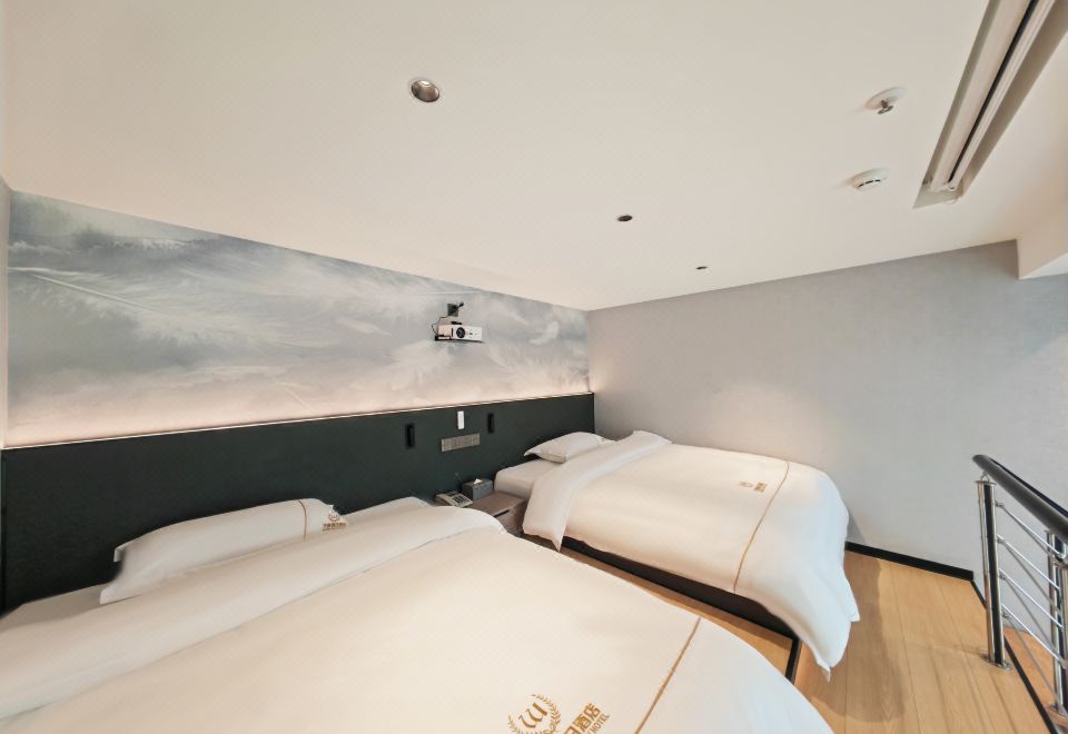 復式-娛樂雙床房