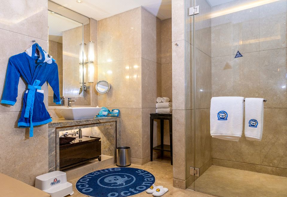 海底小縱隊主題房