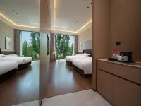 Biway Mansion Hotel (Puyang Jingkai Avenue Stadium Branch)