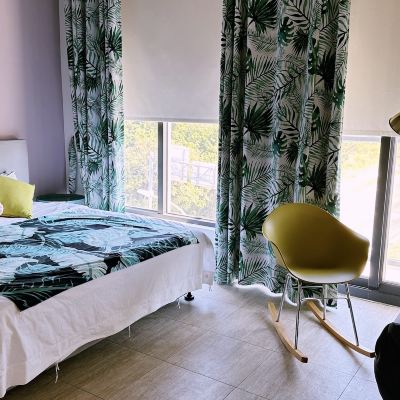 浪漫挑高加大雙人房 金門依山村驛優惠