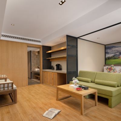 影音家庭套房（巨幕投屏+浴缸+深睡枕+羅漢床） 秋果飯店（北京三元橋燕莎店）優惠