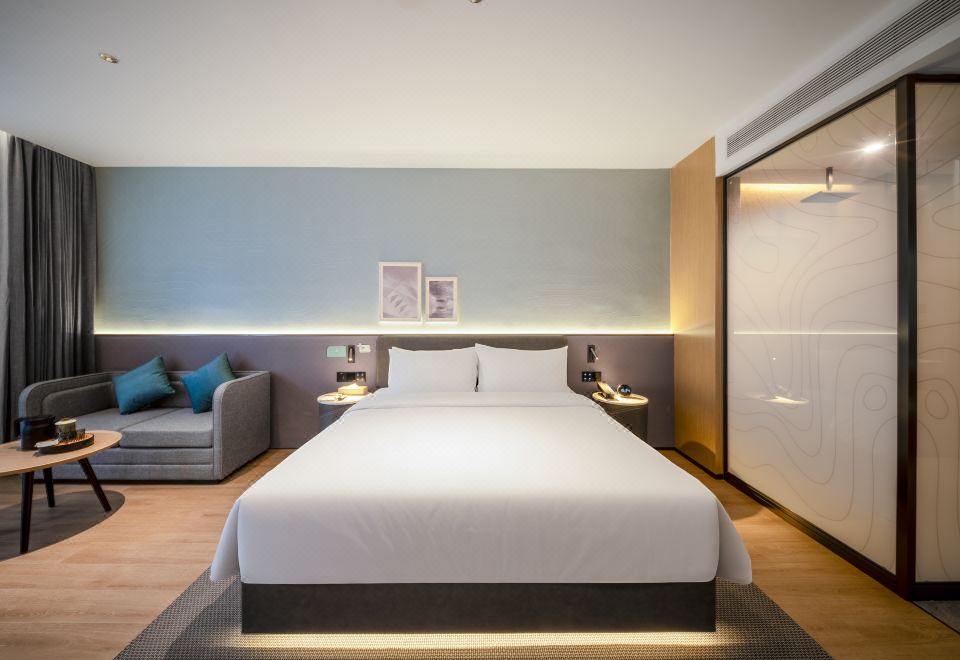 豪华大床房[全屋声控+电视投屏+空气净化器]