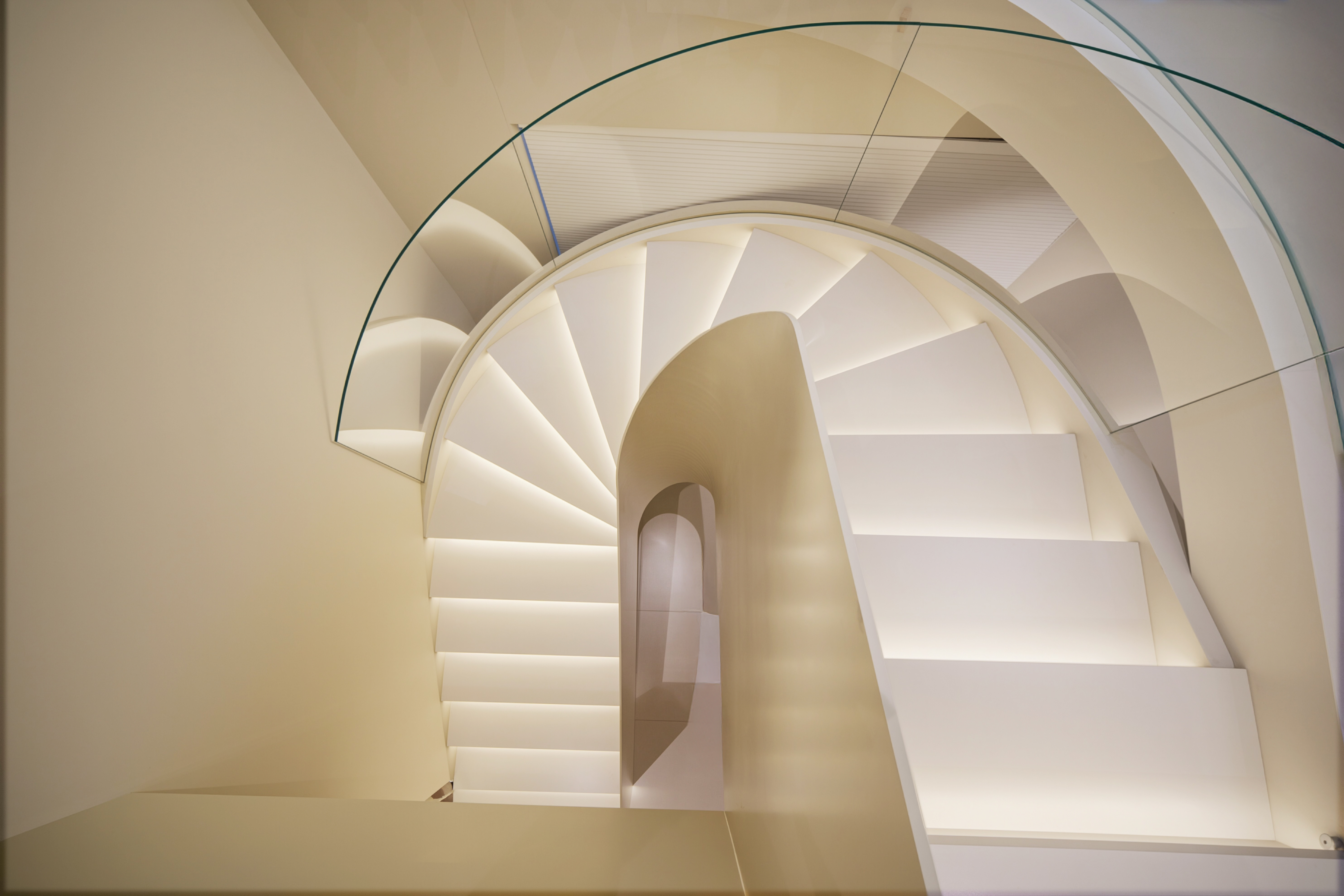 雾川?悦享亲子房【巨幕投影+深泡浴缸+小童欢乐角】