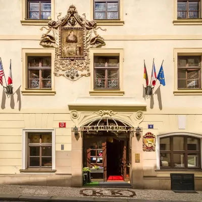 The King Charles Hotels near Trdelnik