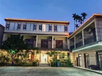 Baoting Seven Immortals Family Hotel