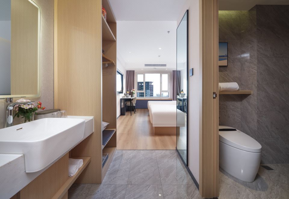 幾木海景家庭房（冰箱+手機投屏+智控+飄窗賞海）