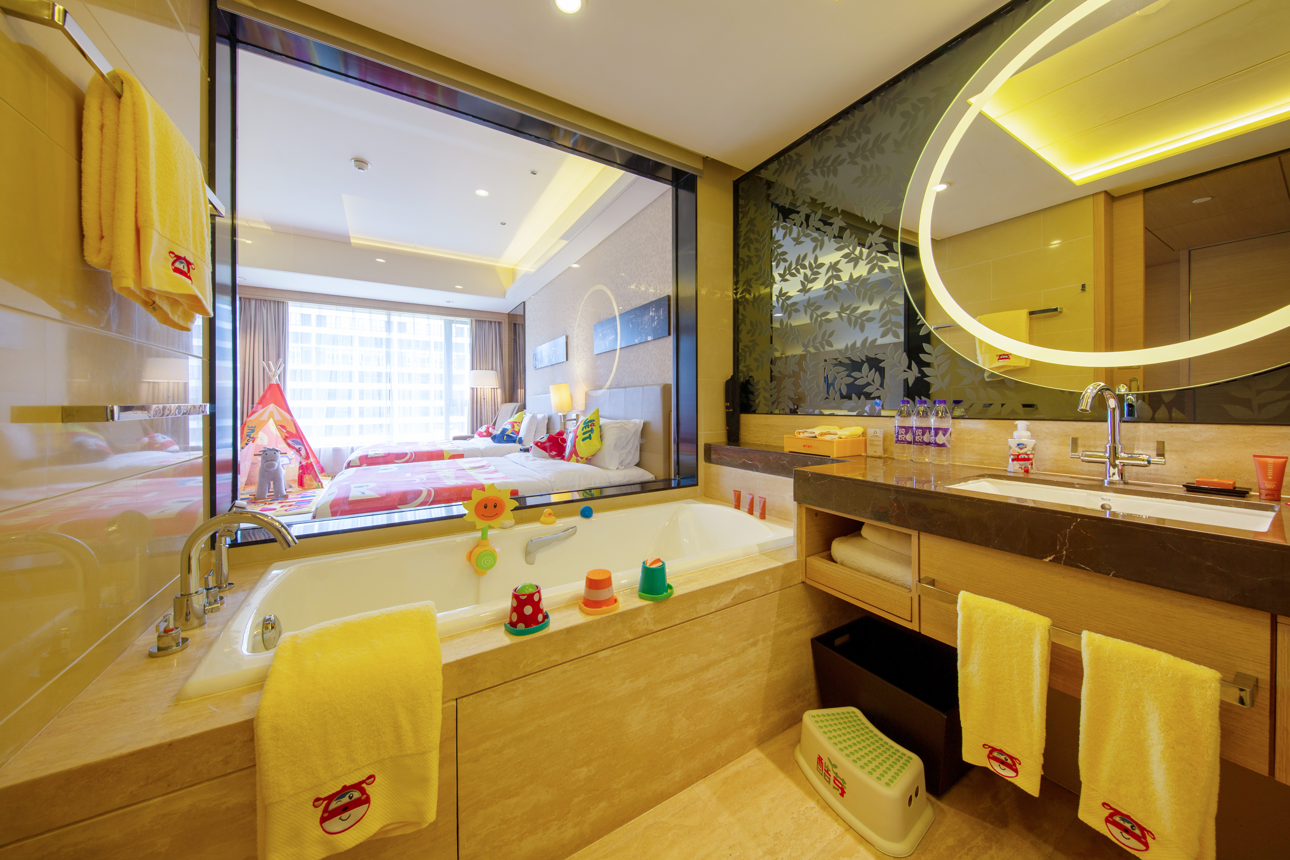 酷芽超级飞侠双床房