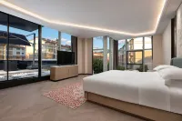 紅河開遠華美達飯店