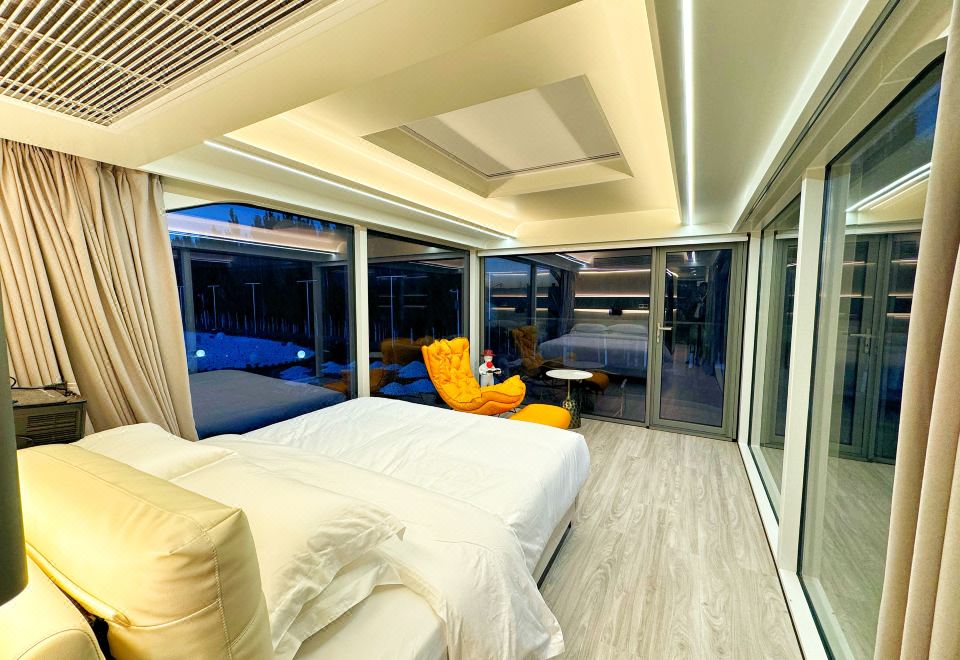 Mohai Mountain Camping BaseCapsule