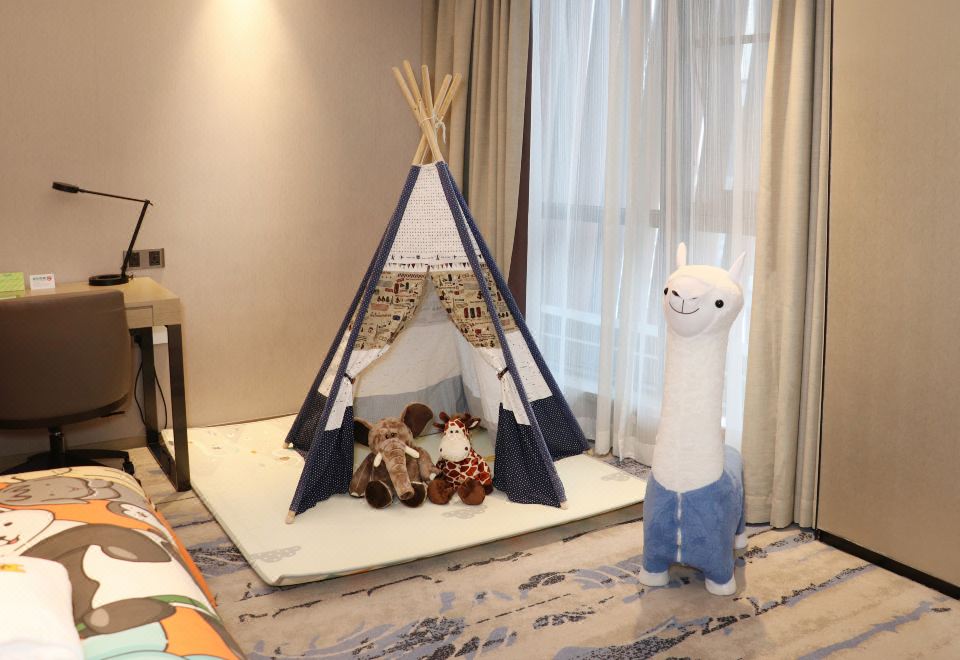 假日亲子大床房