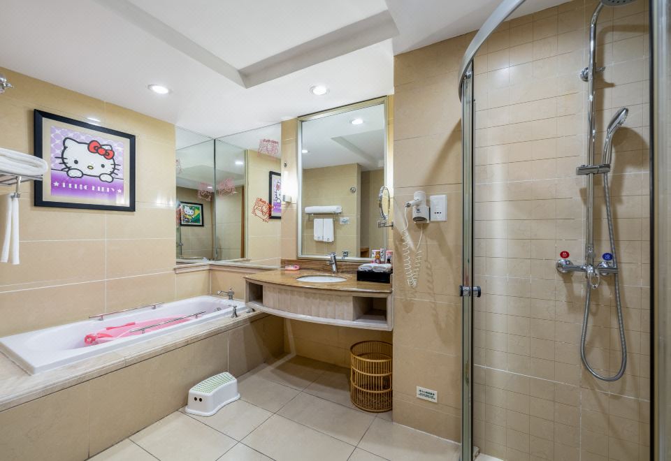 卡通亲子房（望园景+卡通主题用品+浴缸+智能马桶）