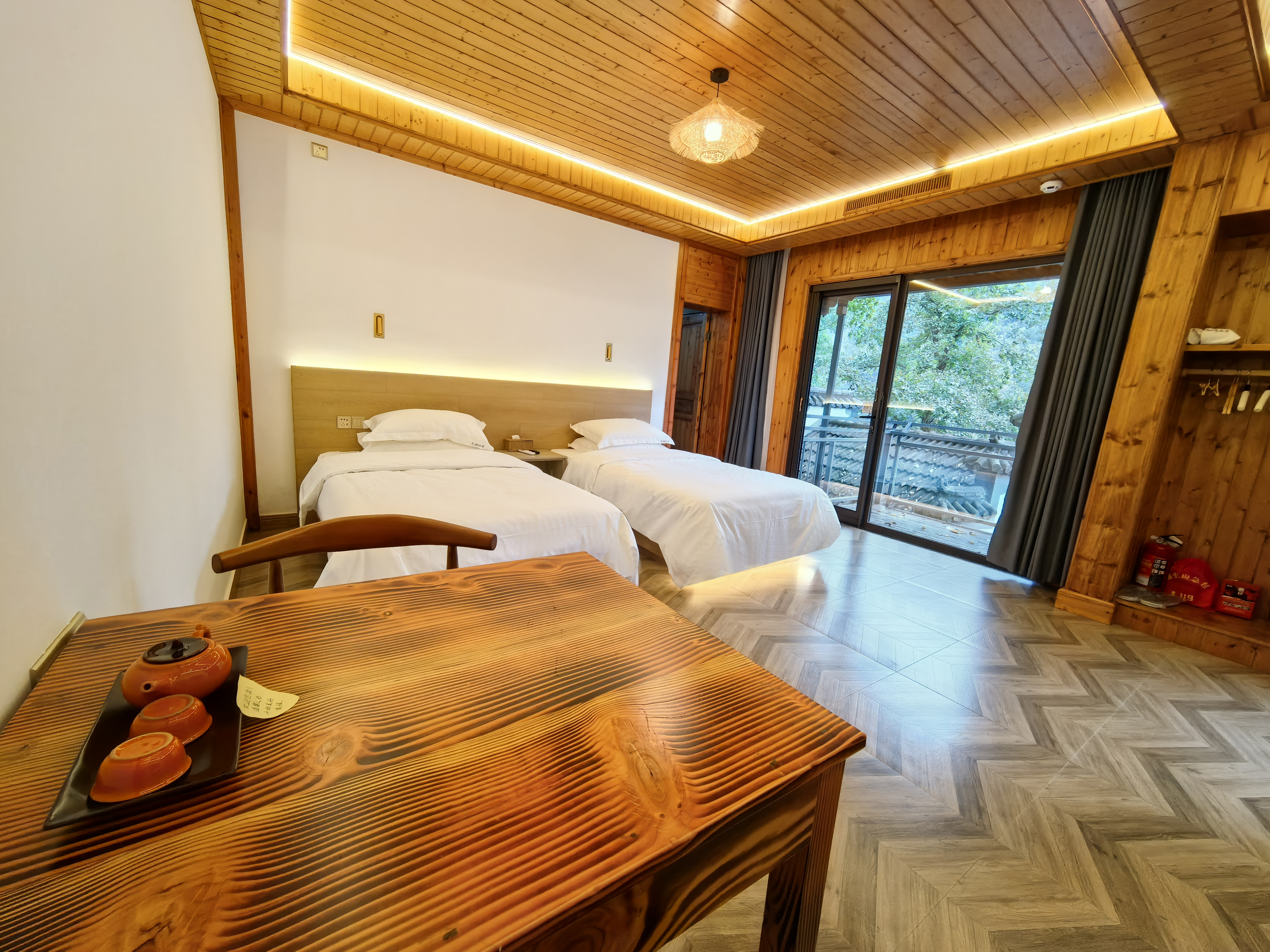 湖隐|馨悦家庭房