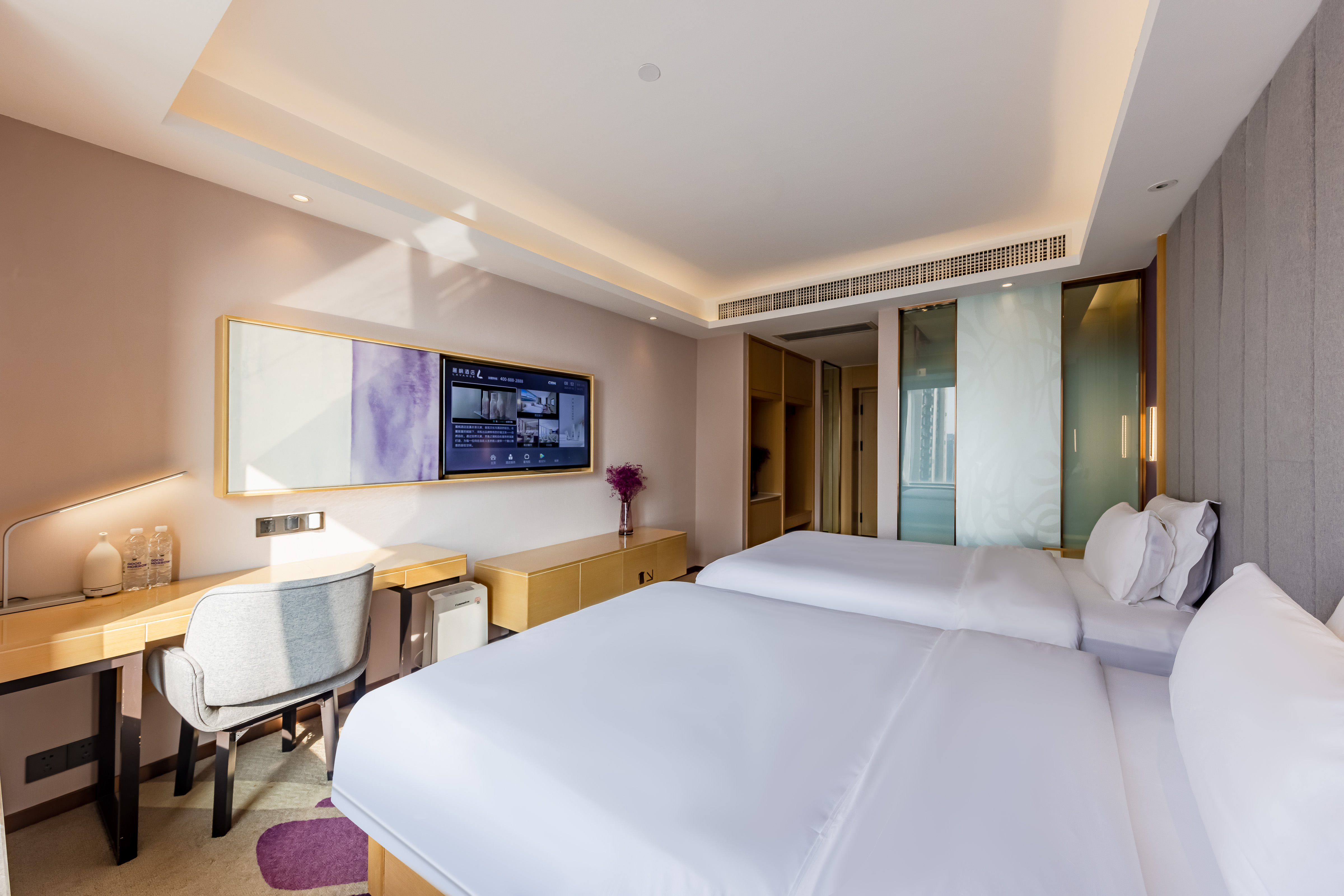 豪华双床房?慕斯床垫 ▏品牌洗浴用品▏智能房间