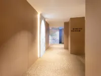YaSheMan Hotel (Honghu Yasi Plaza Store) Hotels in Honghu