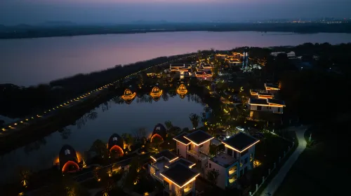 Huangpi Lianju · Lujiang Resort Hotel