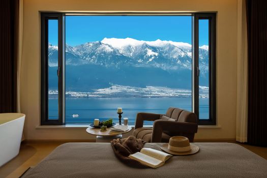 Muyue · Envis Ter Baiyu Seaview Resort Scenic Homestay (Dali Erhai)